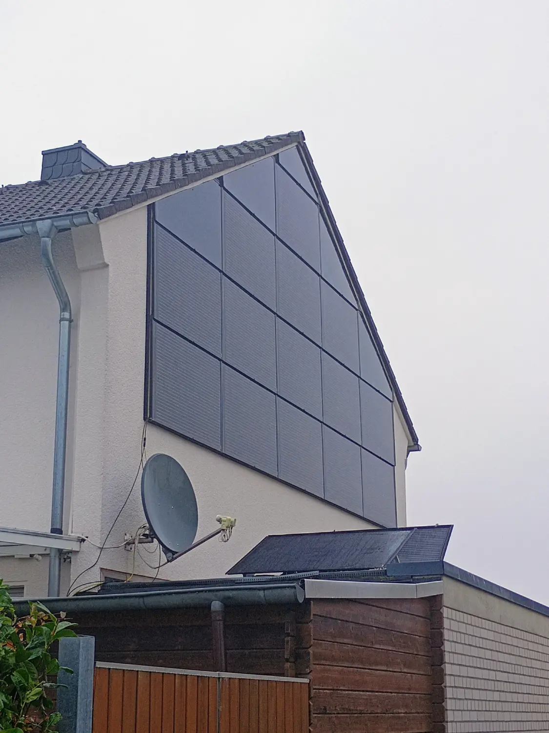 Solarprojekt auf dem Dach von SolarRoof GmbH