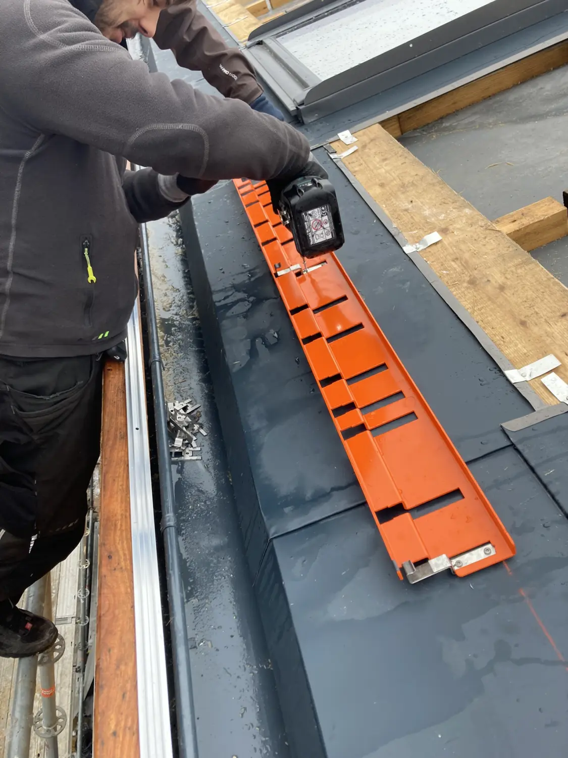 Installation eines Solarprojekts von SolarRoof GmbH 