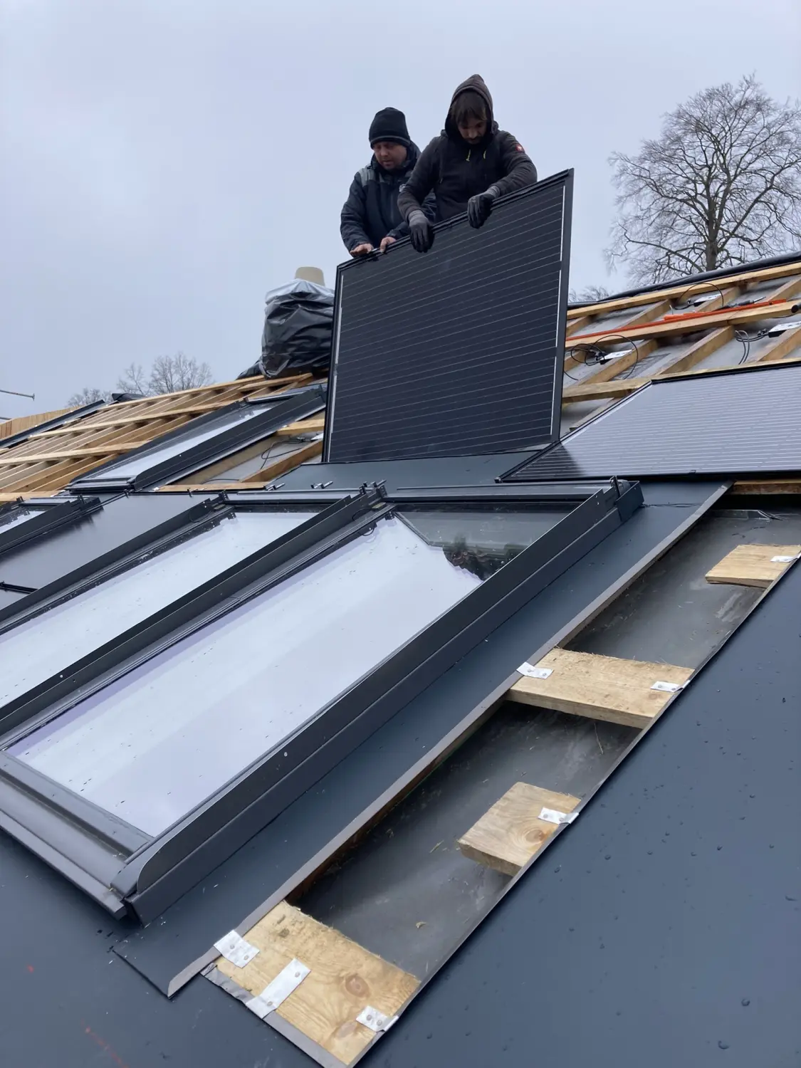 Montageanleitung – PV-Dachintegration Solrif von SolarRoof GmbH