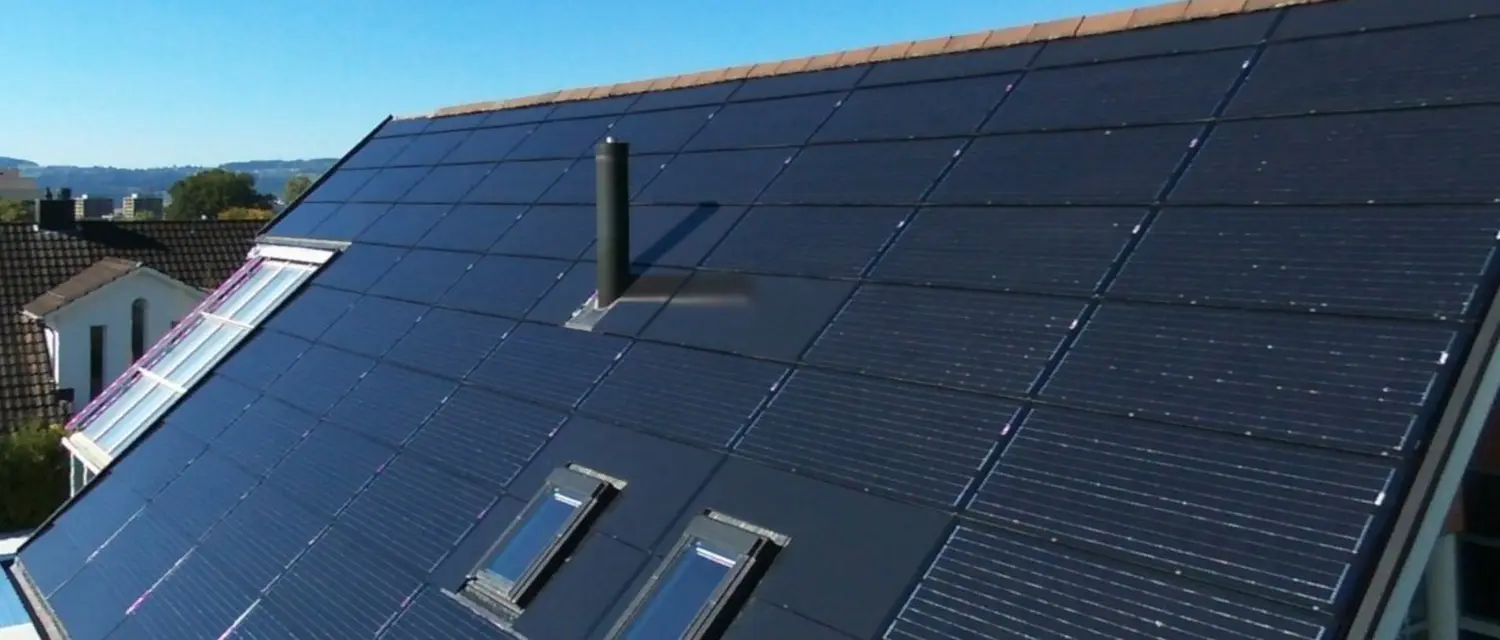 Solarprojekt auf dem Dach von SolarRoof GmbH