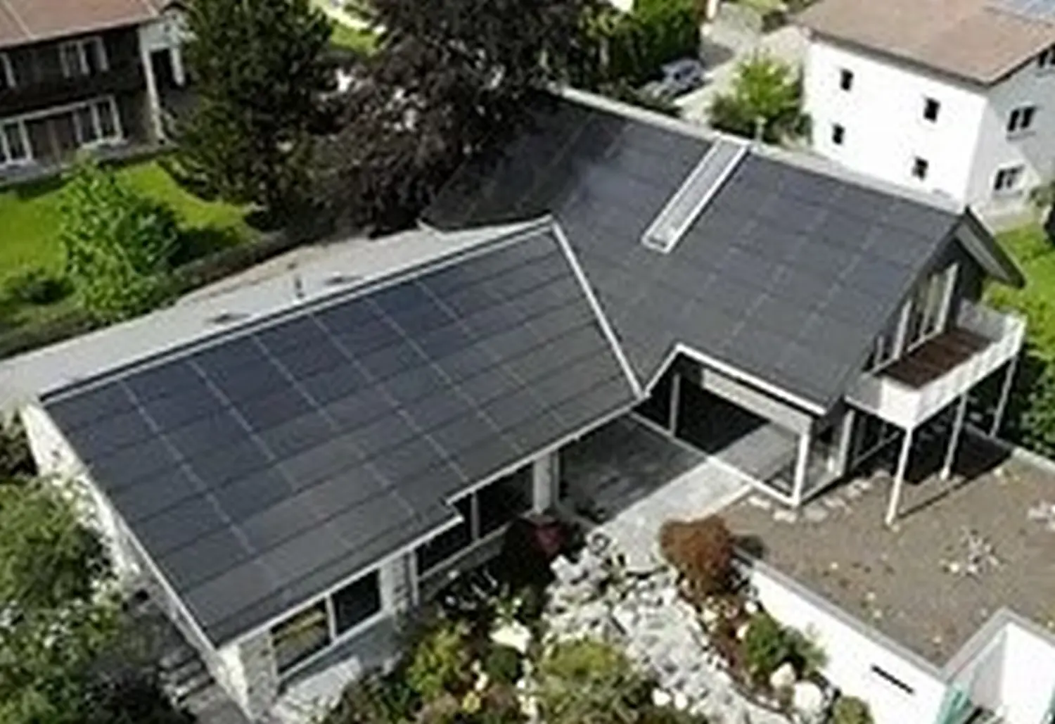 Solarprojekt auf dem Dach von SolarRoof GmbH