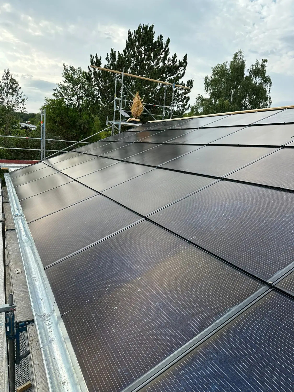 Solarprojekt auf dem Dach von SolarRoof GmbH