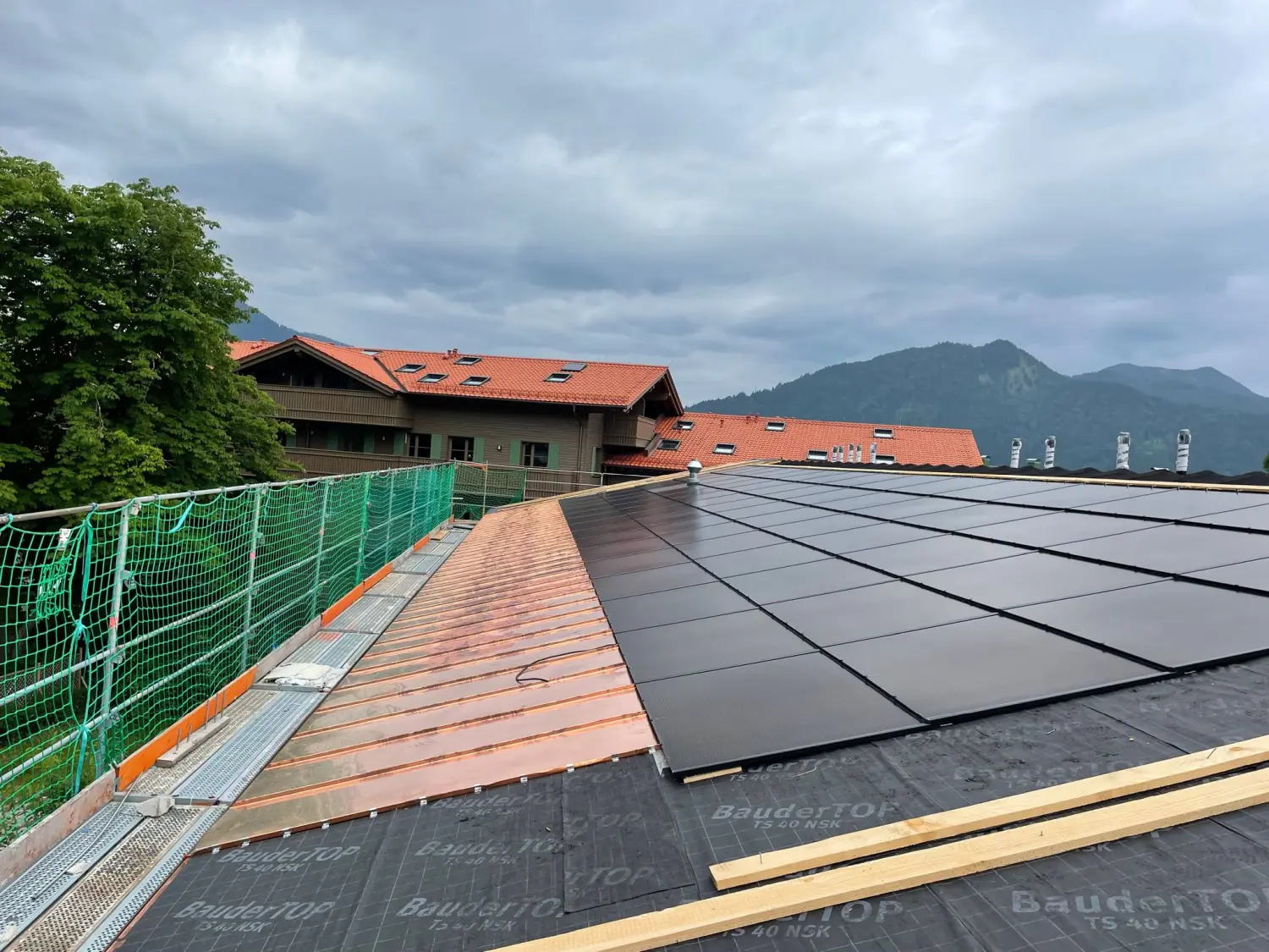 Solarprojekt auf dem Dach von SolarRoof GmbH