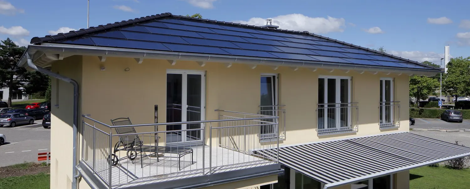 Solarprojekt auf dem Dach von SolarRoof GmbH