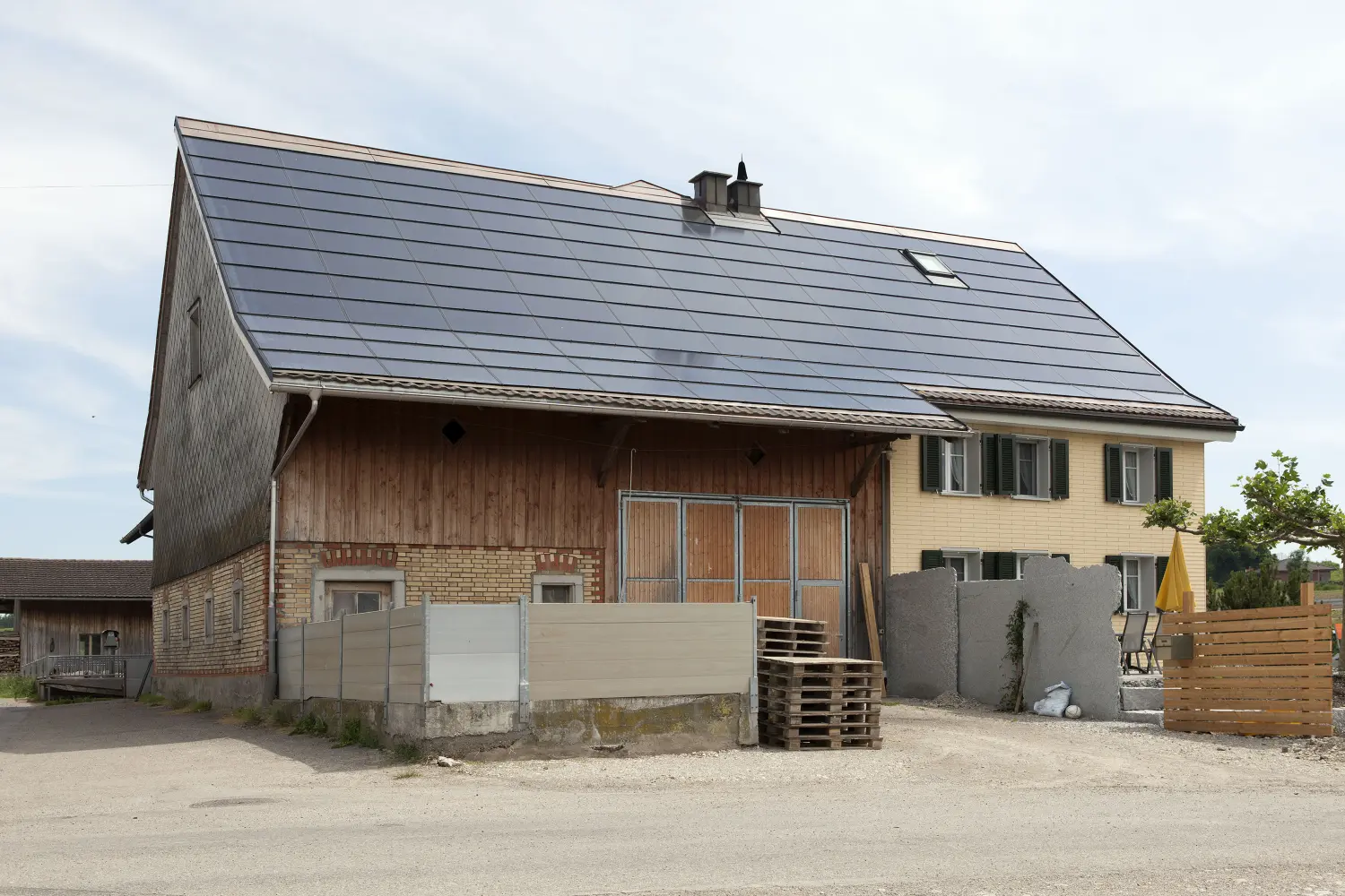Solarprojekt auf dem Dach von SolarRoof GmbH